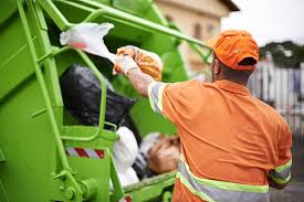 Best Commercial Junk Removal  in Campton Hls, IL